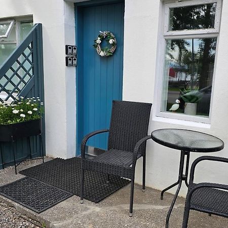 B&B Rooms Husavik 1 מראה חיצוני תמונה