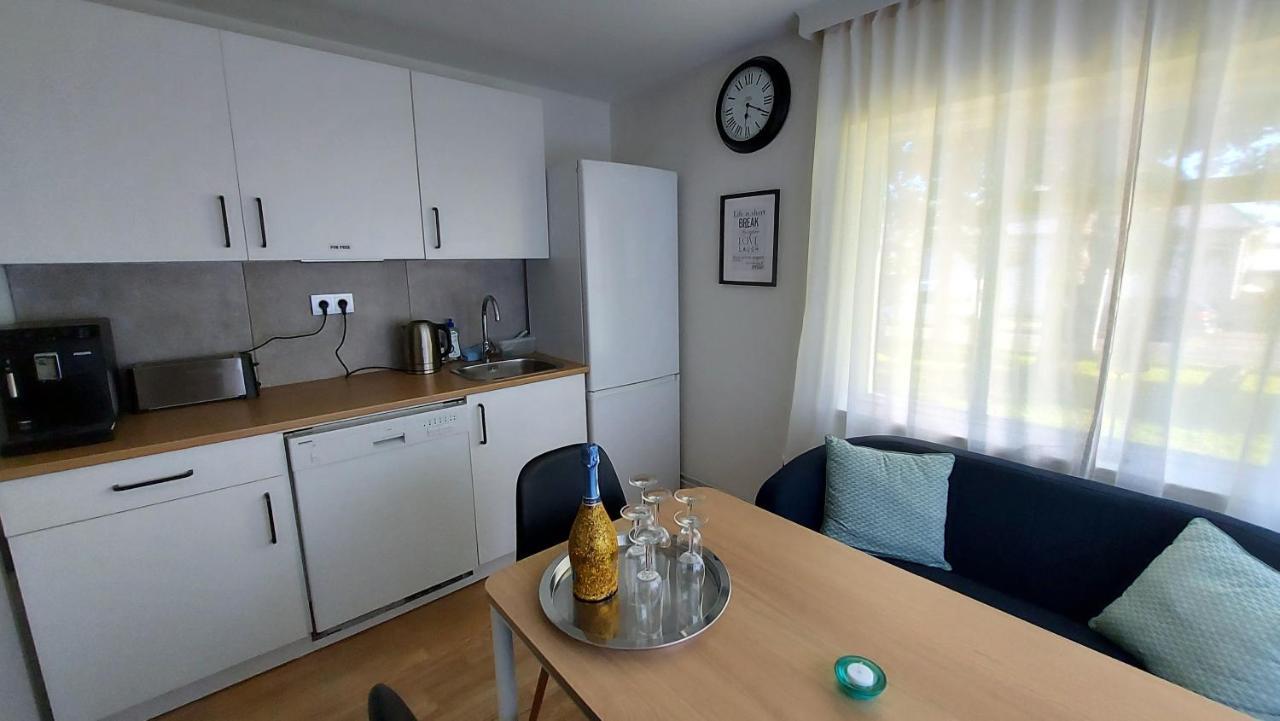 B&B Rooms Husavik 1 מראה חיצוני תמונה